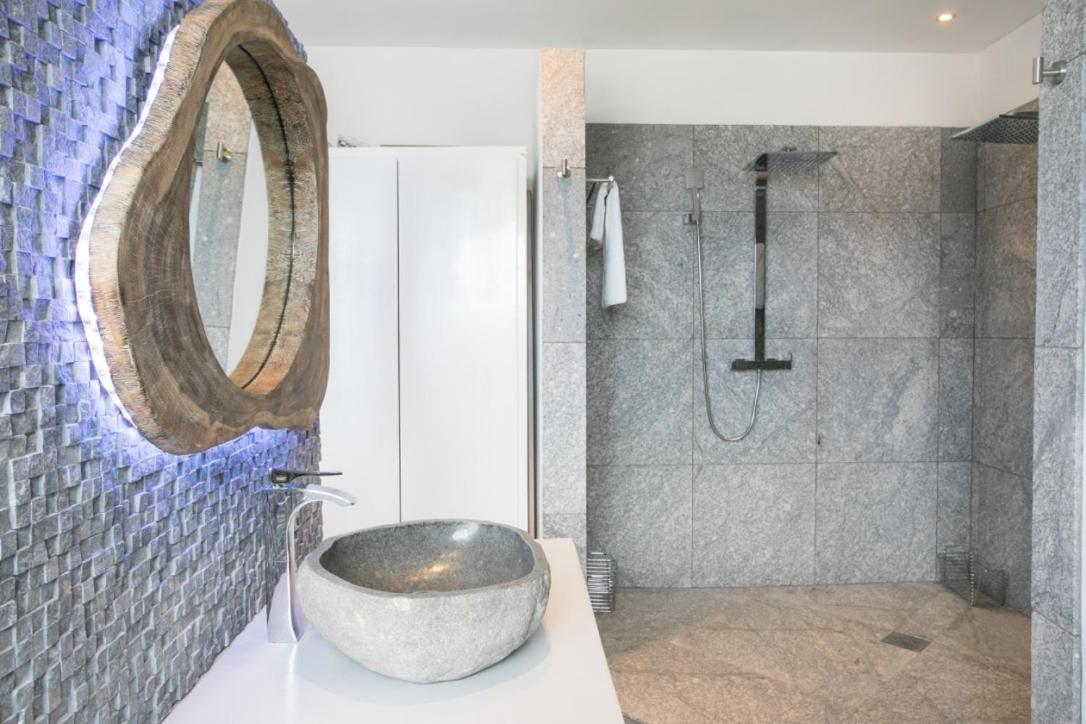 VILLA BLUE LAGOON Suite apartment Lowlands Buitenkant foto