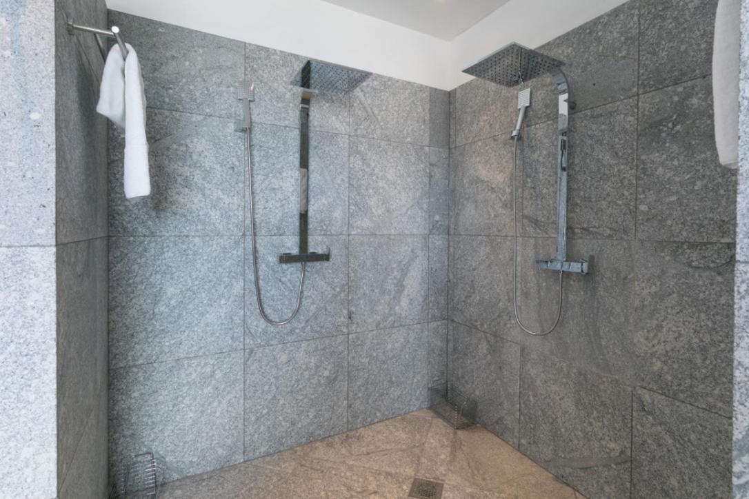 VILLA BLUE LAGOON Suite apartment Lowlands Buitenkant foto